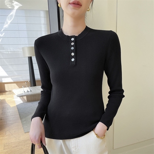 2025春夏新款圆领套头纯羊毛打底衫女士轻薄透气软糯亲肤修身显瘦图片