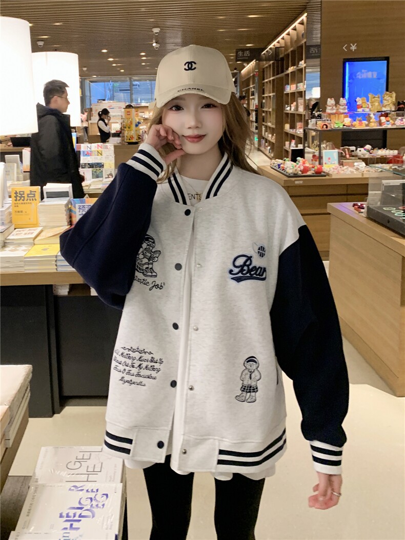 现货棒球服外套女2026春秋新款小个子超火休闲洋气减龄短款,女装卫衣/绒衫,网红馆
