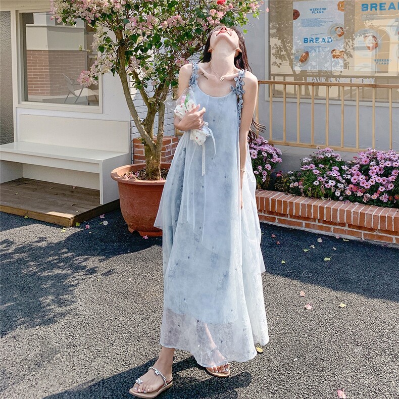高级小众不撞款裙子女夏2025新款轻奢高级感蝴蝶流苏吊带连衣裙女,女装连衣裙,2B237