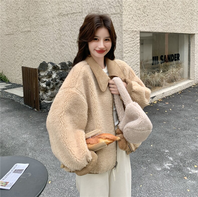 新款双面穿皮毛一体外套2D035-25141P195K288,女装短外套,2D035