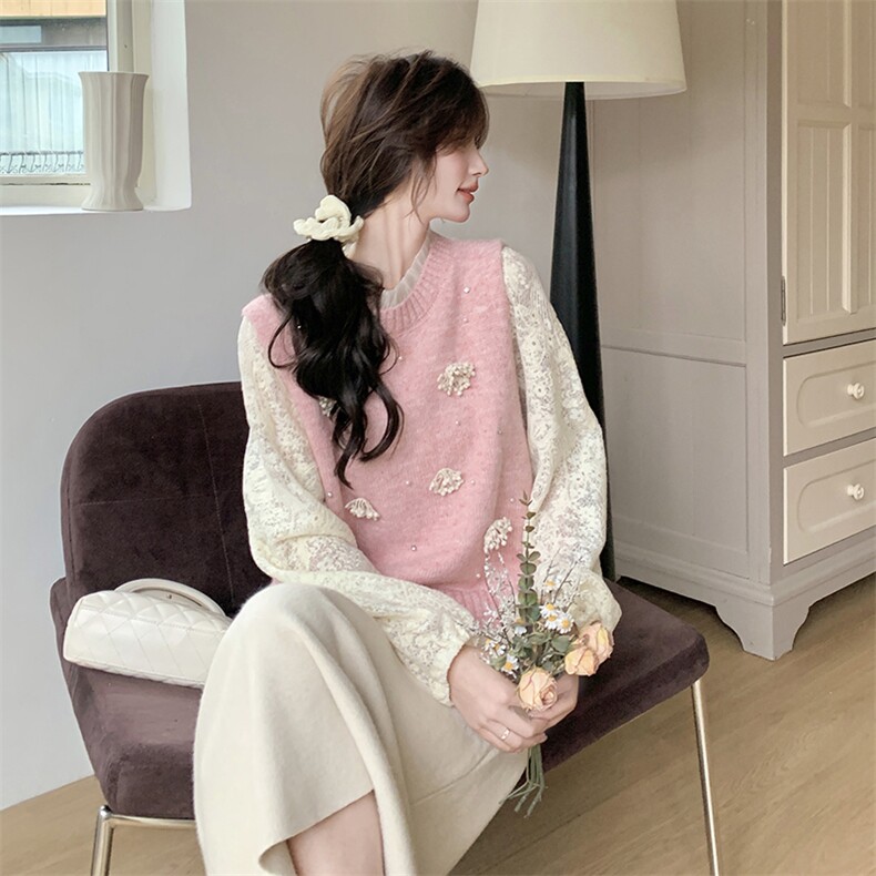 韩系甜美蕾丝上衣女2025早春新款针织马甲镂空打底衫潮，女装马甲，维壹