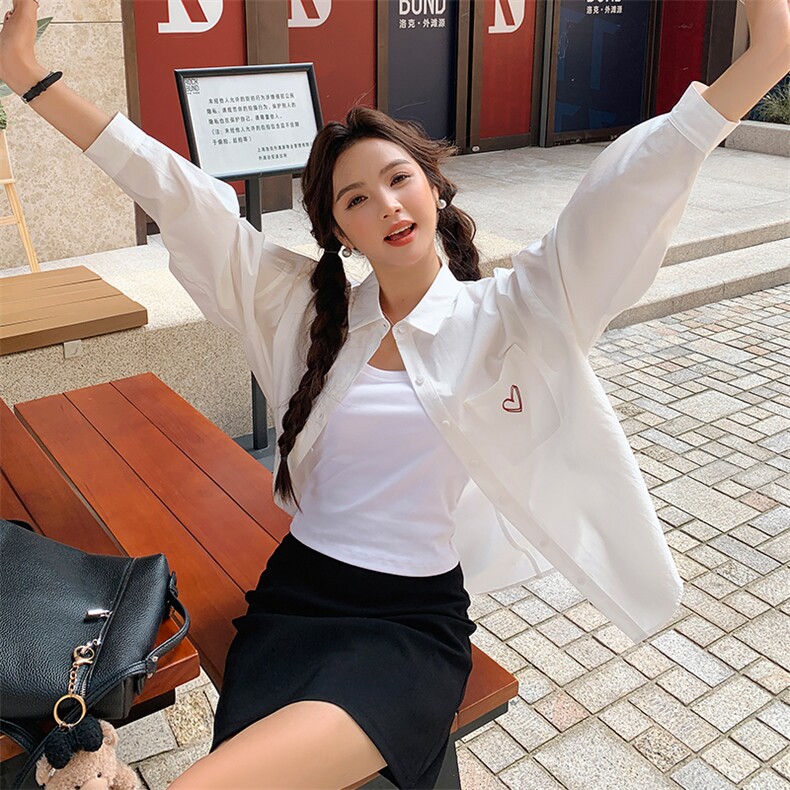白色衬衣女秋季新款刺绣衬衫外套女百搭宽松休闲上衣,女装衬衫,梦懿尔