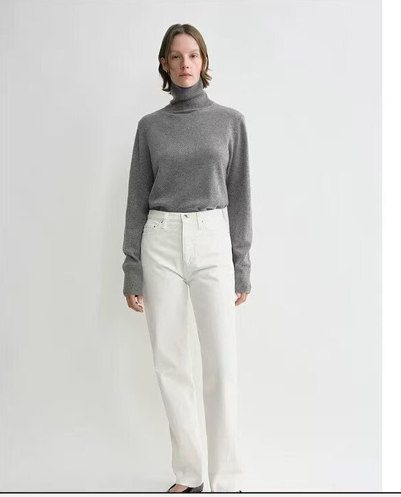 2025年秋季米白色棉质中腰直筒扭缝针迹全长牛仔裤时尚百搭，女装牛仔裤，泰合衣坊