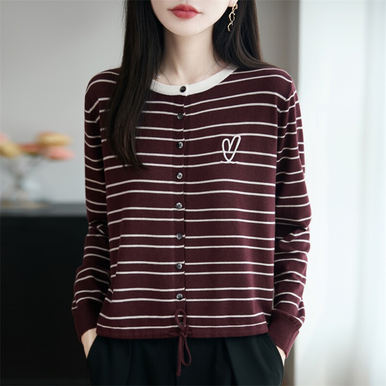 2025年秋季新款爱心条纹针织羊毛开衫时尚通勤百搭，女装针织衫/毛衣，九嘉羊绒
