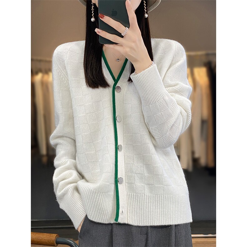 新款V领格子针织开衫女秋冬新款宽松显瘦纯色羊毛外套，女装羊毛衫，佑昭祥羊绒