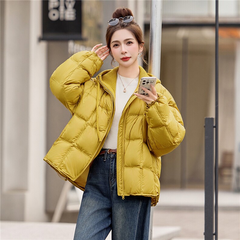 90%白鸭绒2025年冬季圆领宽松羽绒服外套,女装羽绒服,米雪儿
