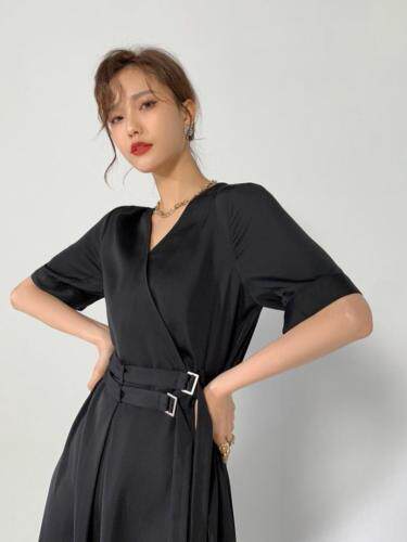 现货夏装缎面显瘦连衣裙，女装连衣裙，M&VC