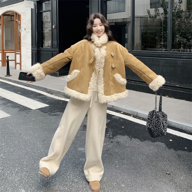 新款主推个性设计皮毛一体2672-P215-K318,女装短外套,2C129