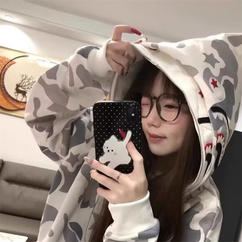 Q93/P47 鲨鱼卫衣男女双帽图片