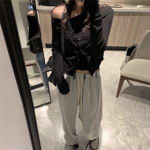 斜肩排扣针织图片