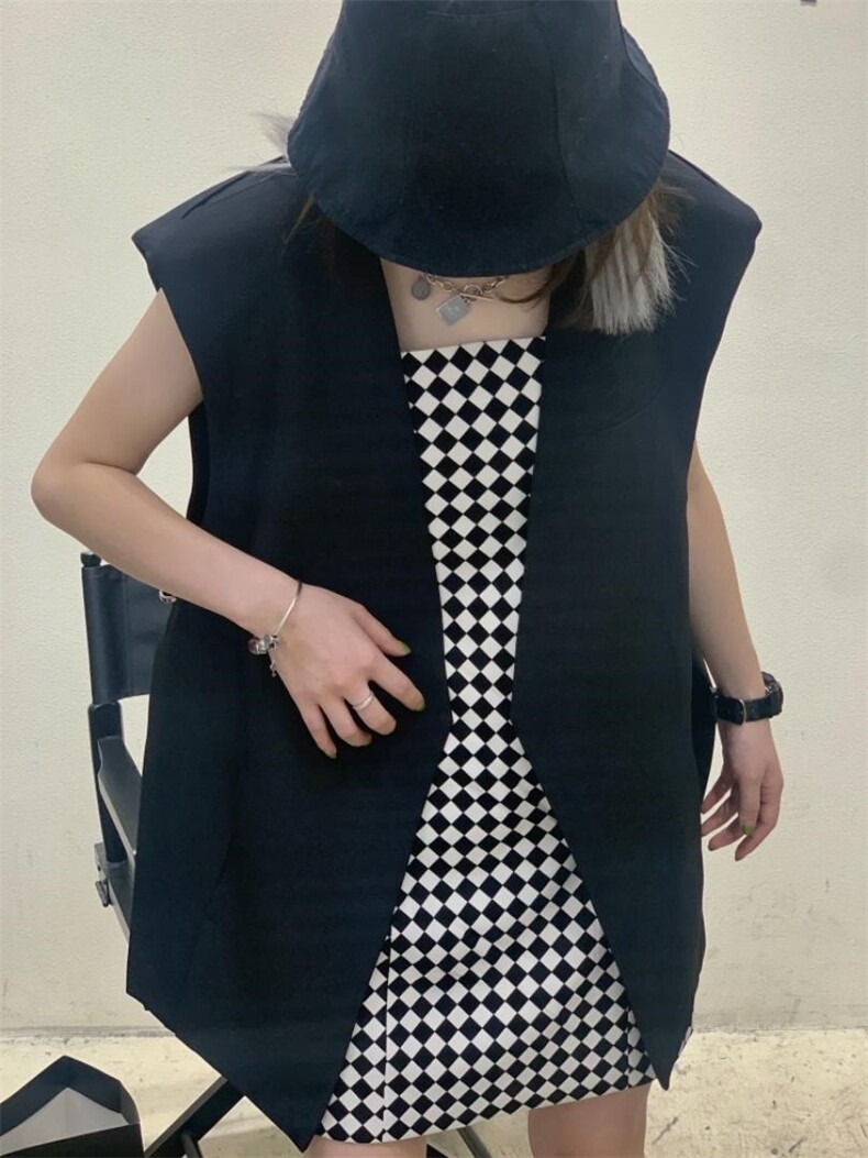 设计款开衩式马甲，女装马甲，Alissa Lin