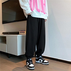 灰色
