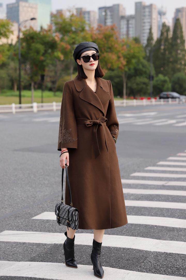 重工双面尼，只做有特色的大衣，其它，澳洛菲