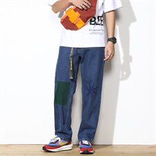 深蓝色