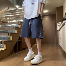 灰色