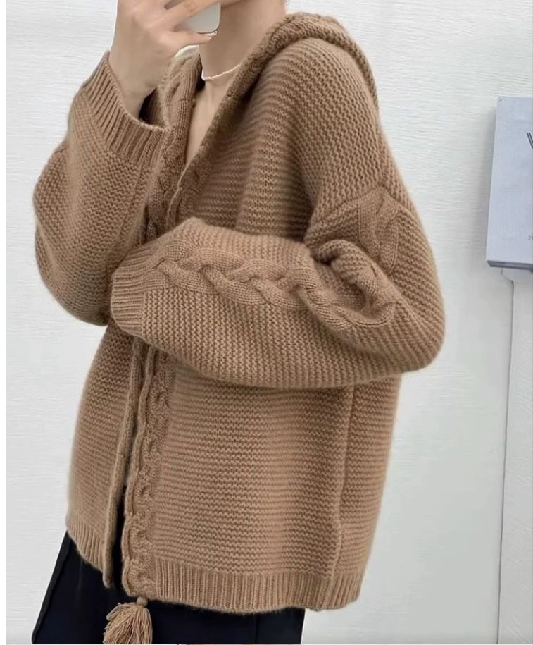 秋冬季新款女时尚百搭显瘦连帽显瘦纯色长袖羊毛衫,女装羊毛衫,戎咖羊绒