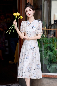 新中式碎花改良旗袍连衣裙女2025夏季新款复古气质修身小清新裙子图片
