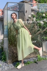 法式浪漫立体花连衣裙女中长款夏2025新款抽绳收腰泡泡纱仙女长裙，女装连衣裙，2C229