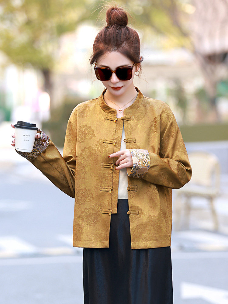 新中式开春穿搭短款外套2025新款唐装休闲气质复古盘扣中国风女装,女装短外套,雪樱依海