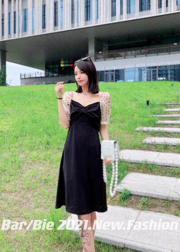 袖波点连衣裙，女装连衣裙，芭比