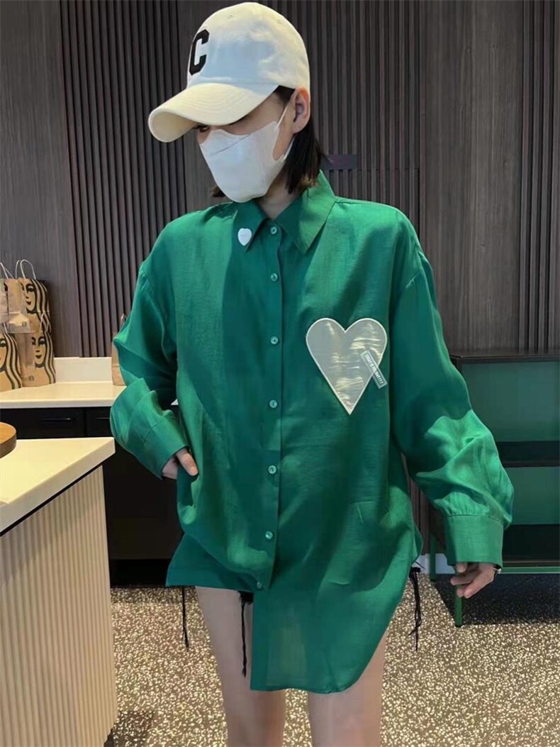 现货夏季2022新款心形贴标防晒小衫，其它，金漫莎