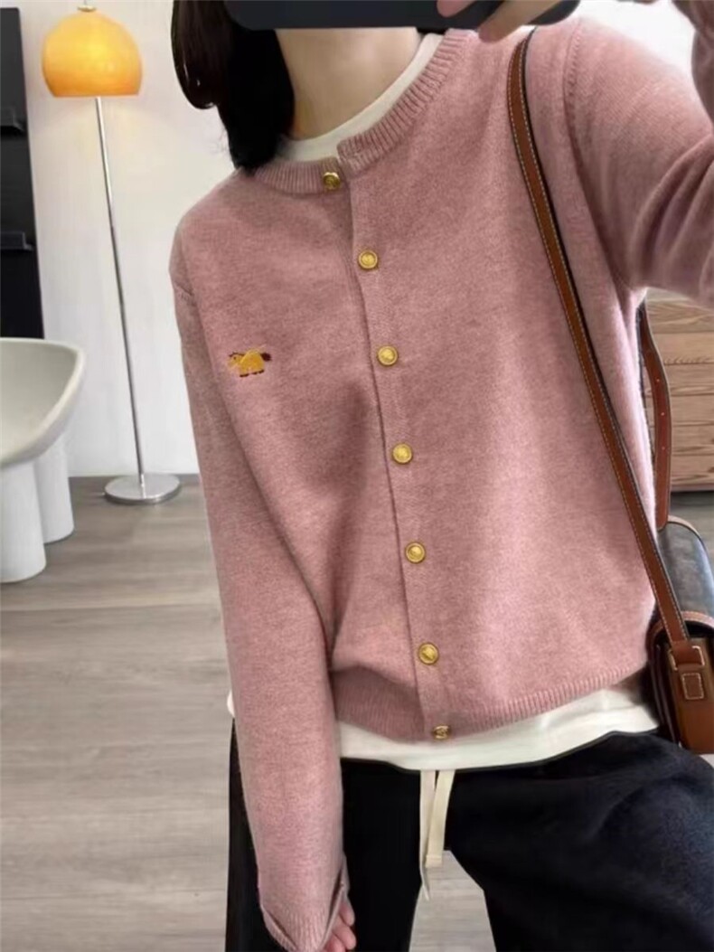 2025舒适百搭简约刺绣小马开衫百搭圆领长袖图片