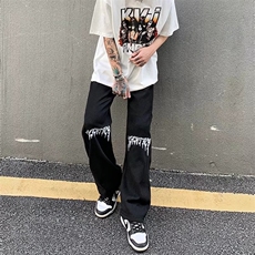 黑色