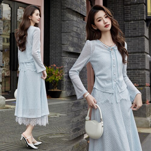 现货2026年春季新款女时尚气质优雅风通用蕾丝拼接两件套装连衣裙，女装套装/套裙，奋斗女王