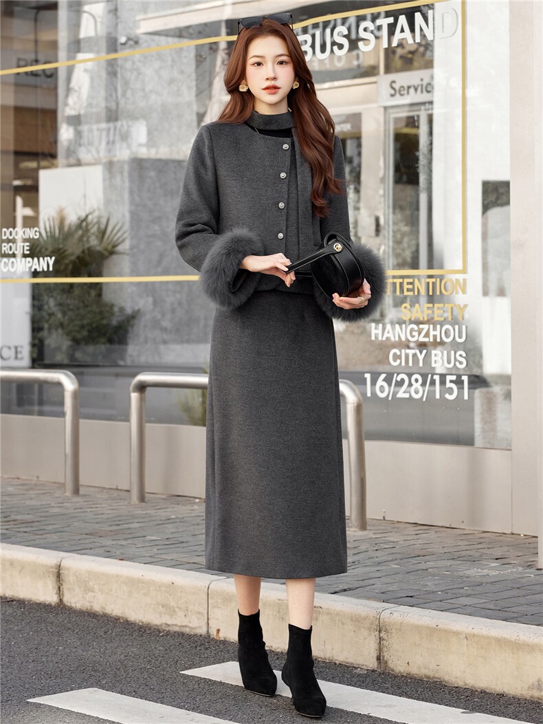 小香风羽绒服套装女冬季2025新款气质富家千金真狐狸毛毛呢套装裙,女装套装/套裙,煊芮熙