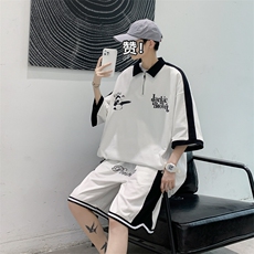 黑色