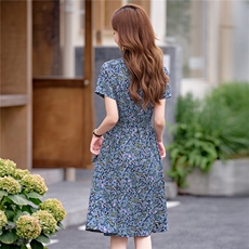 夏装新款时尚碎花V领系带连衣裙，女装连衣裙，姿衣坊