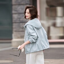 【现货！！！！】休闲好看的短款外套女式，女装短外套，素月