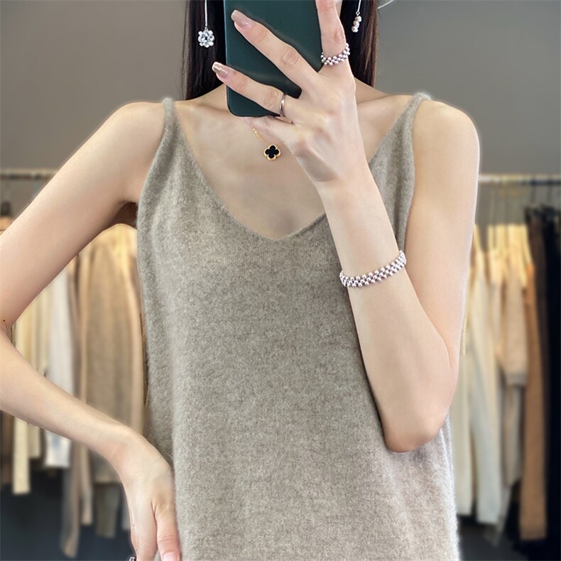 春秋卷边圆领100%羊毛吊带女纯色针织无袖背心宽松内搭打底羊绒衫,女装连衣裙,邓利维