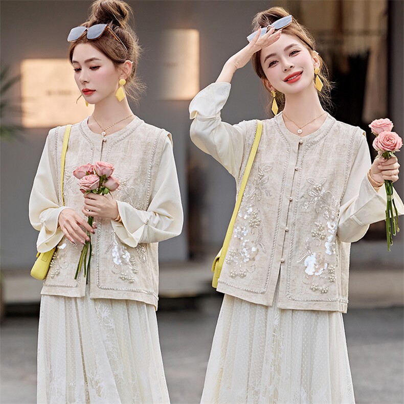 闺舍2025春季新款新中式国风马甲背心女重工钉珠短款外套，女装马甲，芷墨服饰