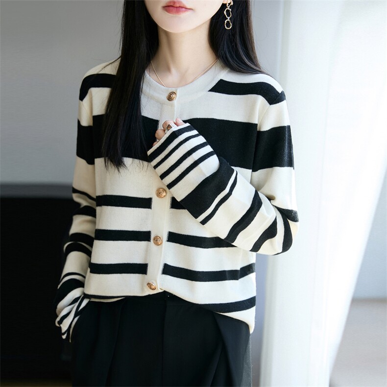 条纹圆领长袖针织衫女春秋2025新款外穿减龄毛衣外套针织开衫上衣,针织衫/毛衣,唐诺