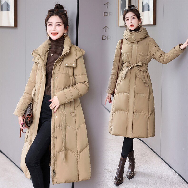 现货新款冬装2024年时尚修身气质连帽90白鸭绒长款百搭羽绒服，女装羽绒服，卡杰菲