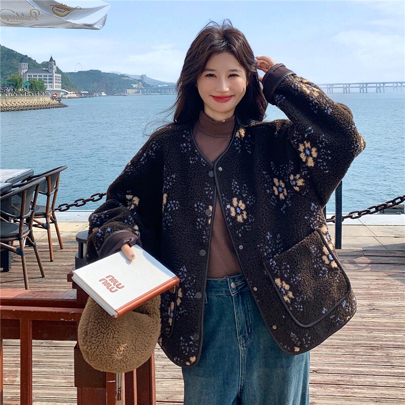 【已出货】咖色花朵羊羔毛外套W605P195K298,女装短外套,2C209