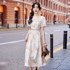 杏色