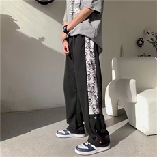 黑色