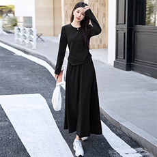 高级感灰色套装裙女2025春新款修身显瘦气质长袖T恤半身裙两件套，女装套装/套裙，盈茜
