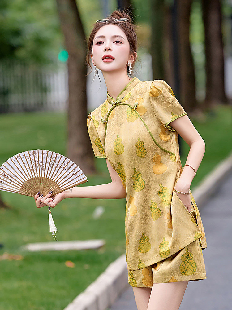 新中式国风提花套装女2025夏新款盘扣短袖上衣显瘦高腰短裤两件套,女装套装/套裙,沁沁公主