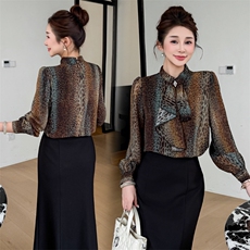 BAO现货2026春季新款时尚气质优雅立领减龄显瘦长袖百搭衬衣，女装衬衫，时尚俏佳人