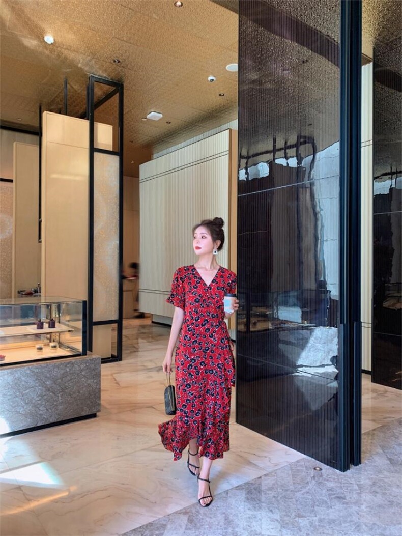 夏装新款连衣裙，女装连衣裙，早颜