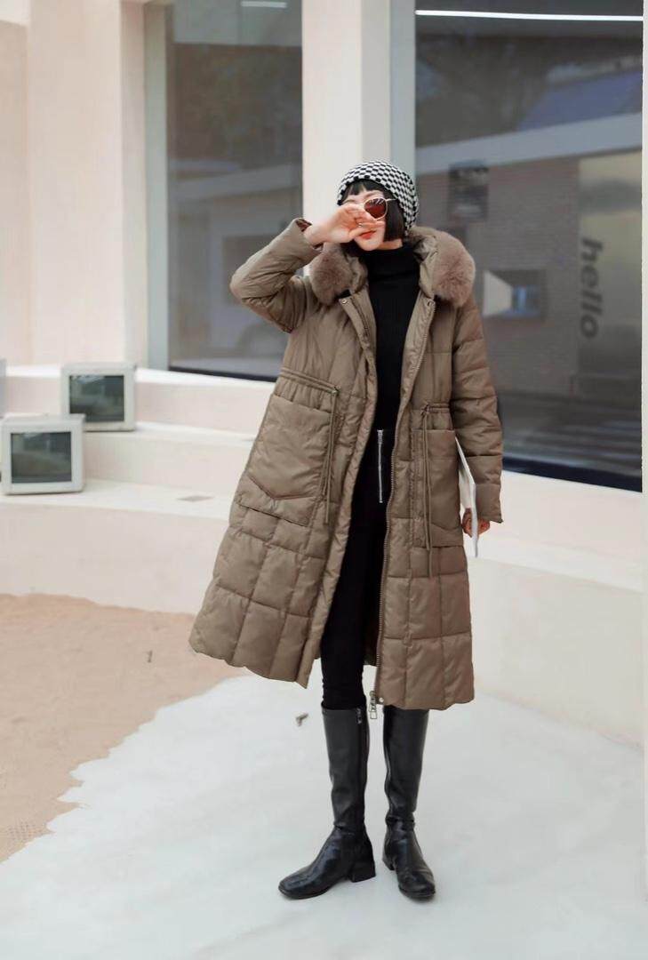 【现货】冬季新款收腰显瘦气质羽绒服，女装羽绒服，得瑟空间