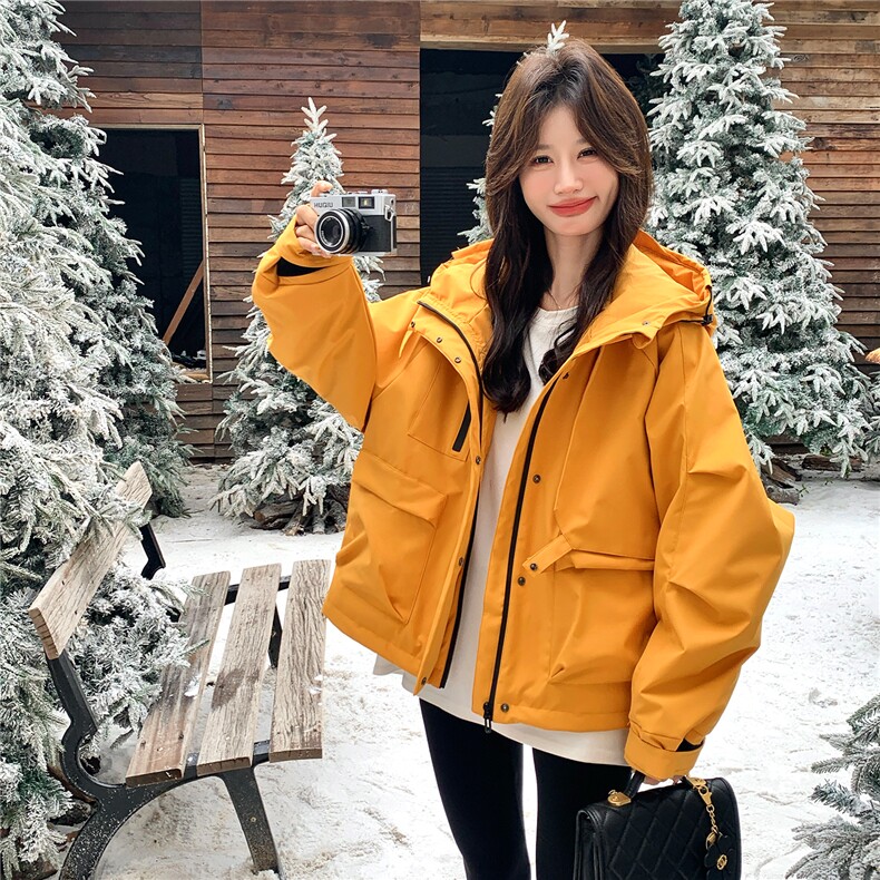 南瓜色时尚连帽工装羽绒服女气质氛围感2025冬季新款加厚保暖外套,女装羽绒服,2C209