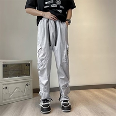 灰色