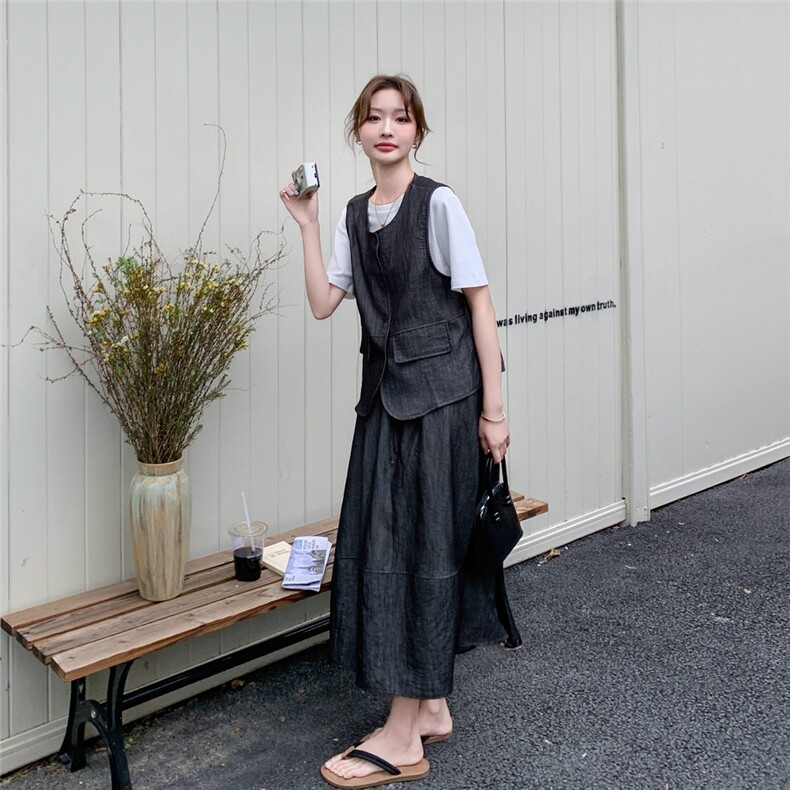 松弛感穿搭一整套女2025夏季新款复古小个子马甲T恤半身裙三件套,女装套装/套裙,2C051