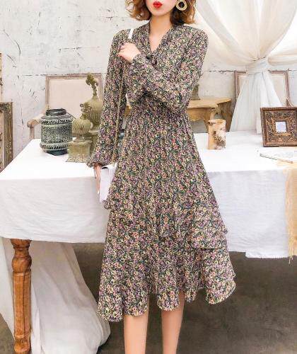 现货韩版碎花连衣裙，女装连衣裙，荷塘月色