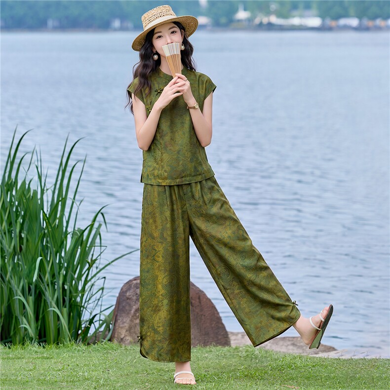 （现货）新中式时尚立领套装2026夏季新款提花修身显瘦气质套裤,女装套装/套裙,难舍钰依