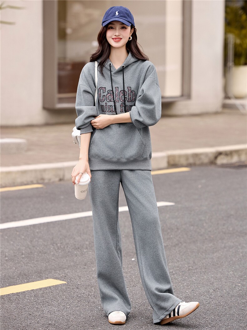 现货运动女2025春秋季新款休闲时尚减龄气质卫衣外套女装,商品下架区,韩然一族
